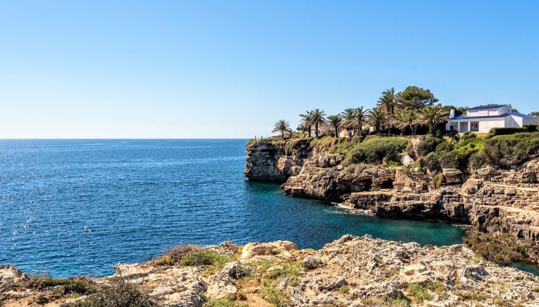 Cala en Blanes en Menorca, todo lo que ver y hacer Mauter VIllas